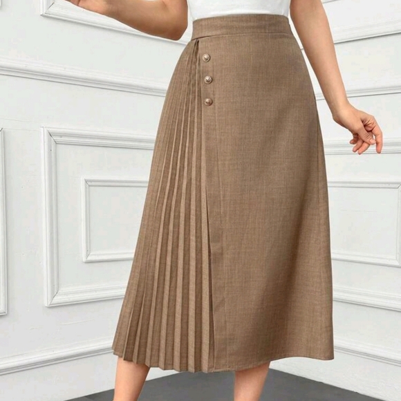 Women's Elegant Pleated Patchwork A-Line Skirt, Summer - Picture 1 of 5